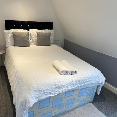 Comfortable City Centre Room Бристол Екстериор снимка