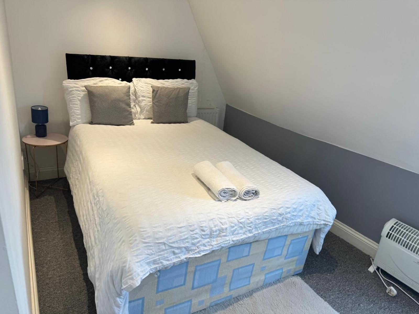 Comfortable City Centre Room Бристол Екстериор снимка